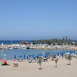 Pomelo Villa *